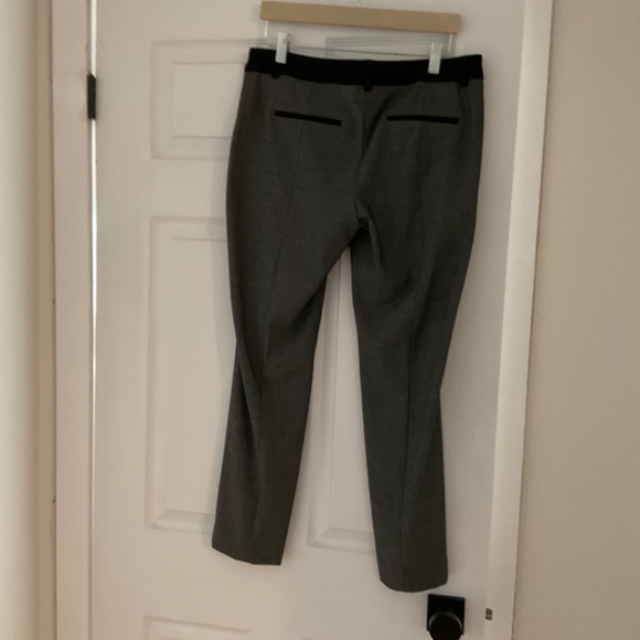 Dress pants - Picture 2 of 3